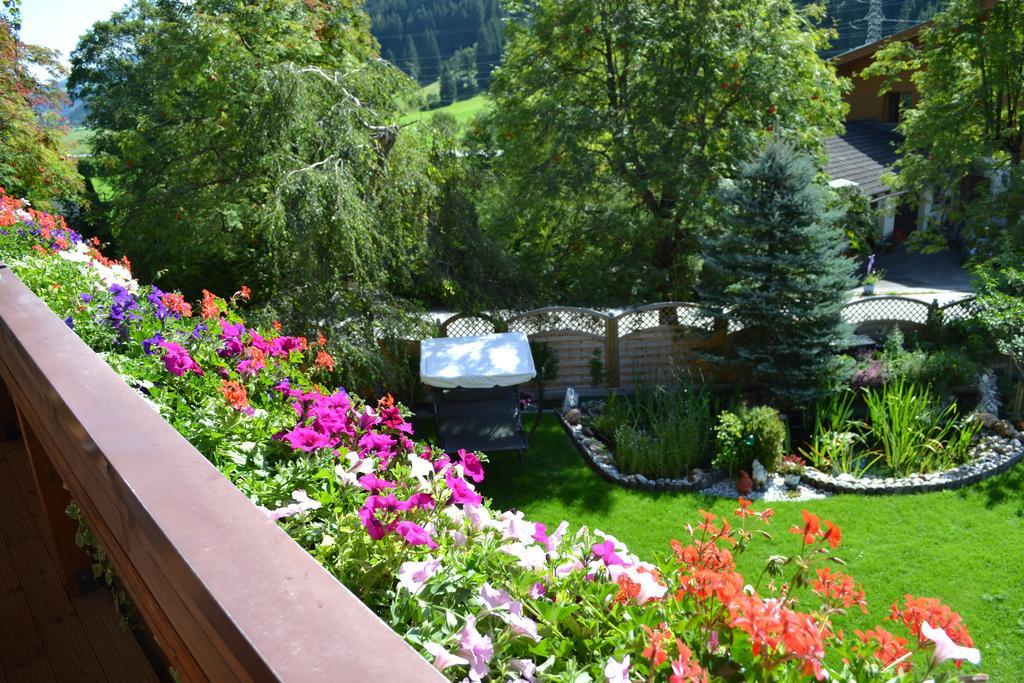 Haus Am Bach Appartement Wagrain Kamer foto
