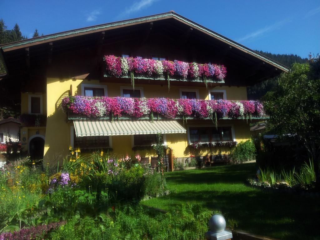 Haus Am Bach Appartement Wagrain Buitenkant foto